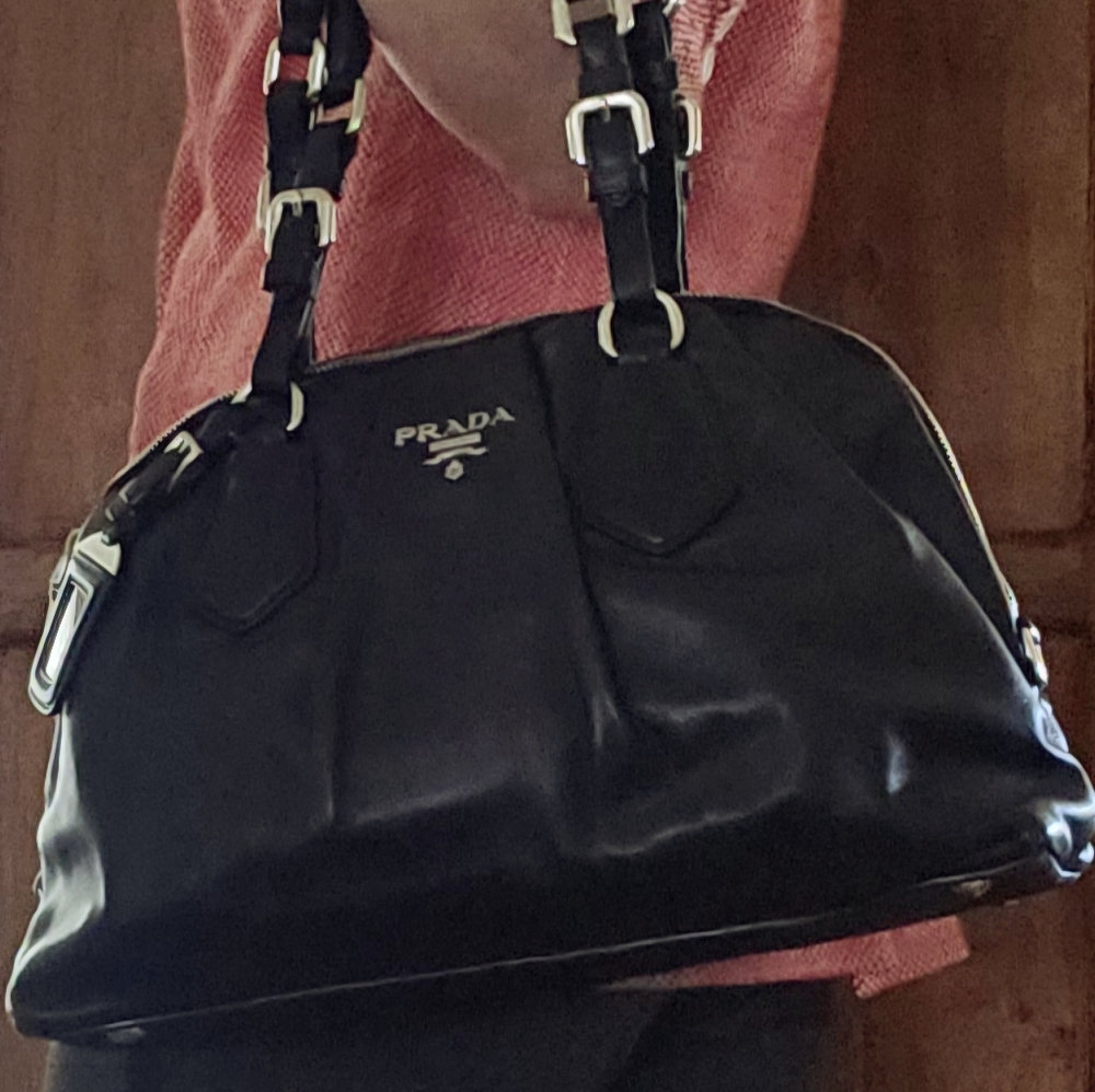 Prada Handbag - Picture 5 of 7